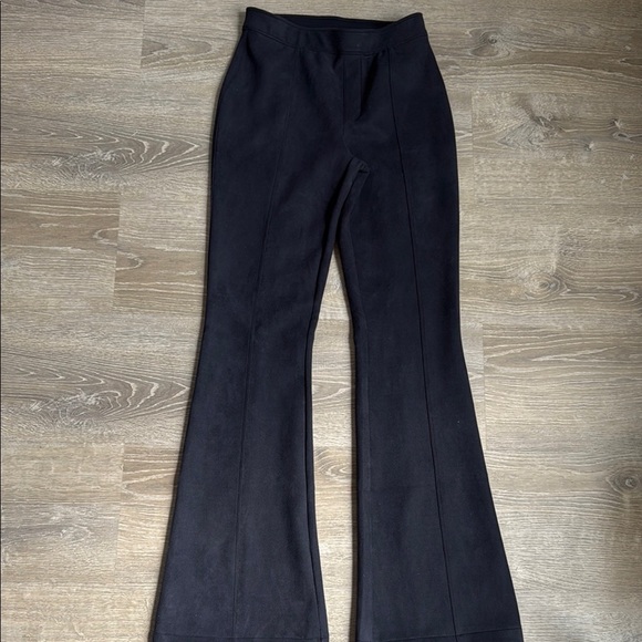 Spanx Faux Suede Flare Pants Medium - Picture 2 of 13